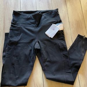 Athleta Chaturanga To Town Tight